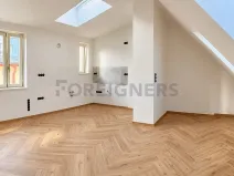 Pronájem bytu 1+kk, Praha - Žižkov, Čajkovského, 31 m2