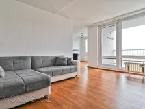 Pronájem bytu 2+kk, Praha - Kobylisy, Hlaváčova, 58 m2