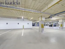 Pronájem garážového stání, Brno, Střední, 13 m2