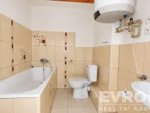 Pronájem bytu 1+kk, Horní Maršov - Temný Důl, Temný Důl, 28 m2