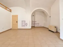 Pronájem obchodního prostoru, Jindřichův Hradec - Jindřichův Hradec I, nám. Míru, 41 m2