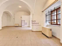Pronájem obchodního prostoru, Jindřichův Hradec - Jindřichův Hradec I, nám. Míru, 41 m2