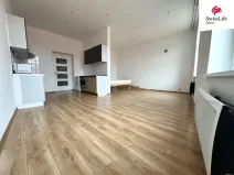 Pronájem bytu 1+1, Chomutov, Klostermannova, 41 m2