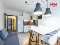 Pronájem bytu 2+kk, Karlovy Vary - Drahovice, Kvapilova, 37 m2