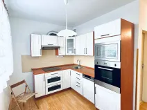 Prodej bytu 3+1, Karlovy Vary, Šmeralova, 87 m2