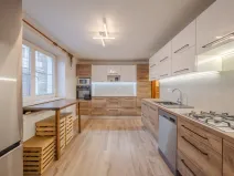 Prodej rodinného domu, Komňa, 182 m2