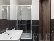 Pronájem bytu 1+kk, Praha - Třebonice, Thomasova, 33 m2