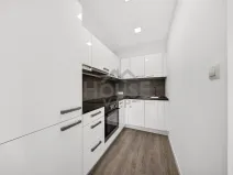 Prodej bytu 2+kk, Praha - Prosek, Prosecká, 42 m2