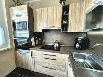 Prodej bytu 4+1, Aš, Dobrovského, 84 m2