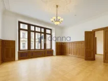 Pronájem kanceláře, Praha, Spálená, 538 m2