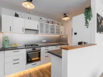Prodej bytu 3+kk, Praha - Dejvice, Banskobystrická, 66 m2
