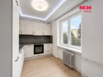 Prodej bytu 2+1, Ústí nad Labem - Bukov, Dukelských hrdinů, 52 m2