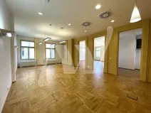 Pronájem kanceláře, Praha - Staré Město, 28. října, 188 m2