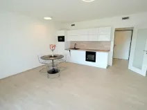 Pronájem bytu 1+kk, Praha - Modřany, Mezi vodami, 39 m2