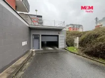 Pronájem garážového stání, Zlín, Zelinova, 14 m2