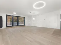 Pronájem bytu 4+kk, Praha - Hloubětín, Mandloňová, 174 m2