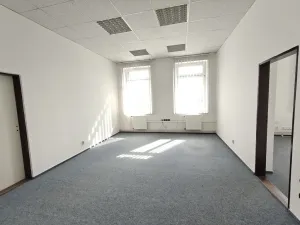 Pronájem kanceláře, Teplice, 151 m2
