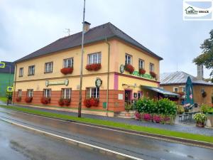 Prodej restaurace, Chodová Planá, Pohraniční stráže, 360 m2