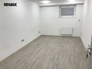 Prodej kanceláře, Pelhřimov, Pražská, 72 m2