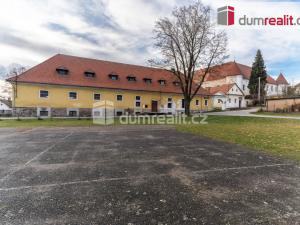 Prodej ubytování, Louňovice pod Blaníkem, 3010 m2