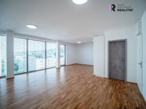 Prodej bytu 3+kk, Zlín, Lorencova, 104 m2