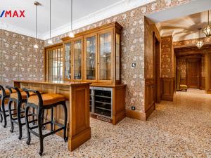 Prodej bytu 6+kk, Karlovy Vary, U Imperiálu, 280 m2