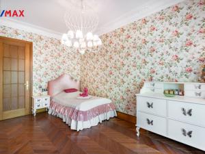 Prodej bytu 6+kk, Karlovy Vary, U Imperiálu, 280 m2