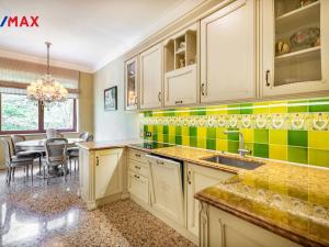 Prodej bytu 6+kk, Karlovy Vary, U Imperiálu, 280 m2