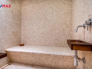 Prodej bytu 6+kk, Karlovy Vary, U Imperiálu, 280 m2