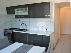 Prodej bytu 2+1, Ostrava - Přívoz, Arbesova, 63 m2