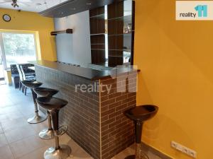 Prodej komerční nemovitosti, Karlovy Vary, Chebská, 34 m2