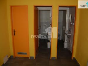 Prodej komerční nemovitosti, Karlovy Vary, Chebská, 34 m2