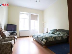 Pronájem bytu 3+1, Karlovy Vary, Lázeňská, 110 m2