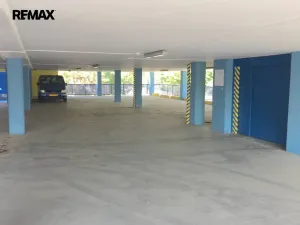 Pronájem garážového stání, Praha - Krč, Na strži, 15 m2