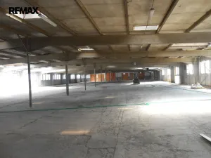 Pronájem výrobních prostor, Měnín, 2100 m2