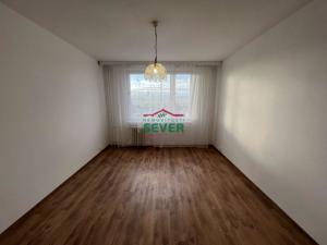 Prodej bytu 2+1, Krupka - Maršov, Karla Čapka, 61 m2