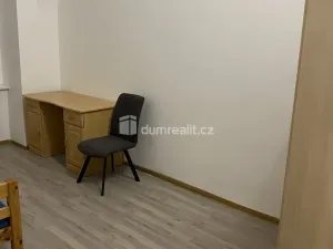 Pronájem bytu 1+kk, Zenklova, 17 m2