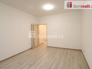 Prodej bytu 3+kk, Karlovy Vary, nábřeží Jana Palacha, 78 m2