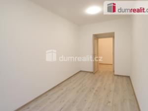 Prodej bytu 3+kk, Karlovy Vary, nábřeží Jana Palacha, 78 m2