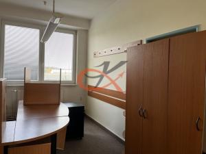 Pronájem kanceláře, Valašské Meziříčí, Jiráskova, 300 m2
