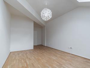Pronájem bytu 2+kk, Olomouc, Dobrovského, 74 m2