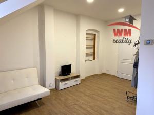 Prodej bytu 2+kk, Karlovy Vary, Kolmá, 70 m2