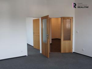 Pronájem kanceláře, Karlovy Vary, 28 m2