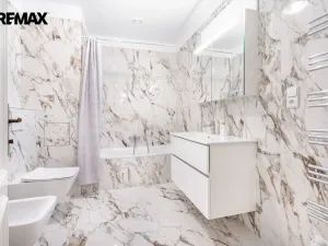 Prodej bytu 3+1, Karlovy Vary, Mariánskolázeňská, 119 m2