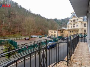 Prodej bytu 2+kk, Karlovy Vary, Mariánskolázeňská, 63 m2