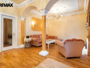 Prodej bytu 2+kk, Karlovy Vary, Mariánskolázeňská, 63 m2