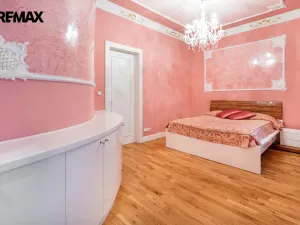 Prodej bytu 2+kk, Karlovy Vary, Mariánskolázeňská, 63 m2