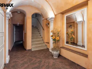 Prodej bytu 2+kk, Karlovy Vary, Mariánskolázeňská, 63 m2