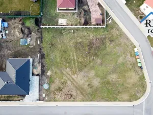 Prodej pozemku pro bydlení, Dobrovice, U Vrbiček, 1189 m2