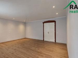 Prodej bytu 1+1, Aš, Slovanská, 69 m2
